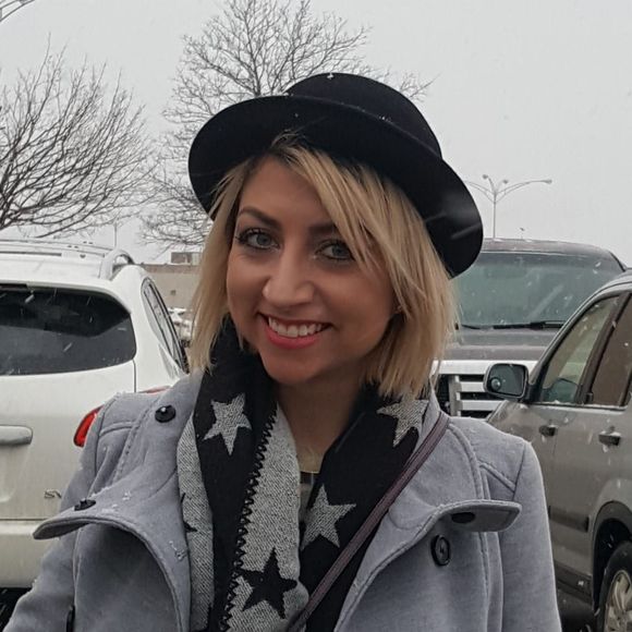 Meet your Posher, Jennifer - Picture 1 of 1